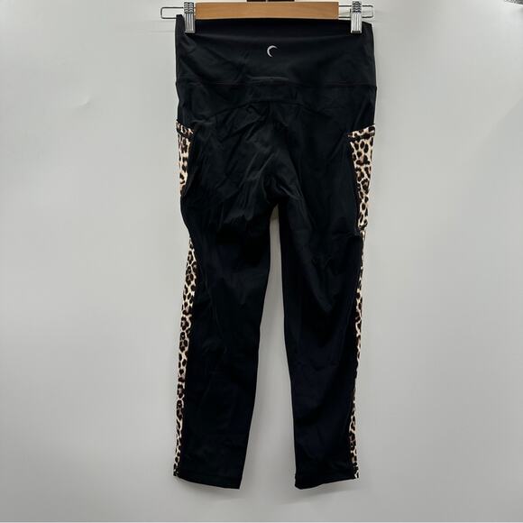 Zyia Active Brilliant Leopard Pocket High Rise Capri Animal Print Leggings‎ 6-8 - Picture 5 of 11